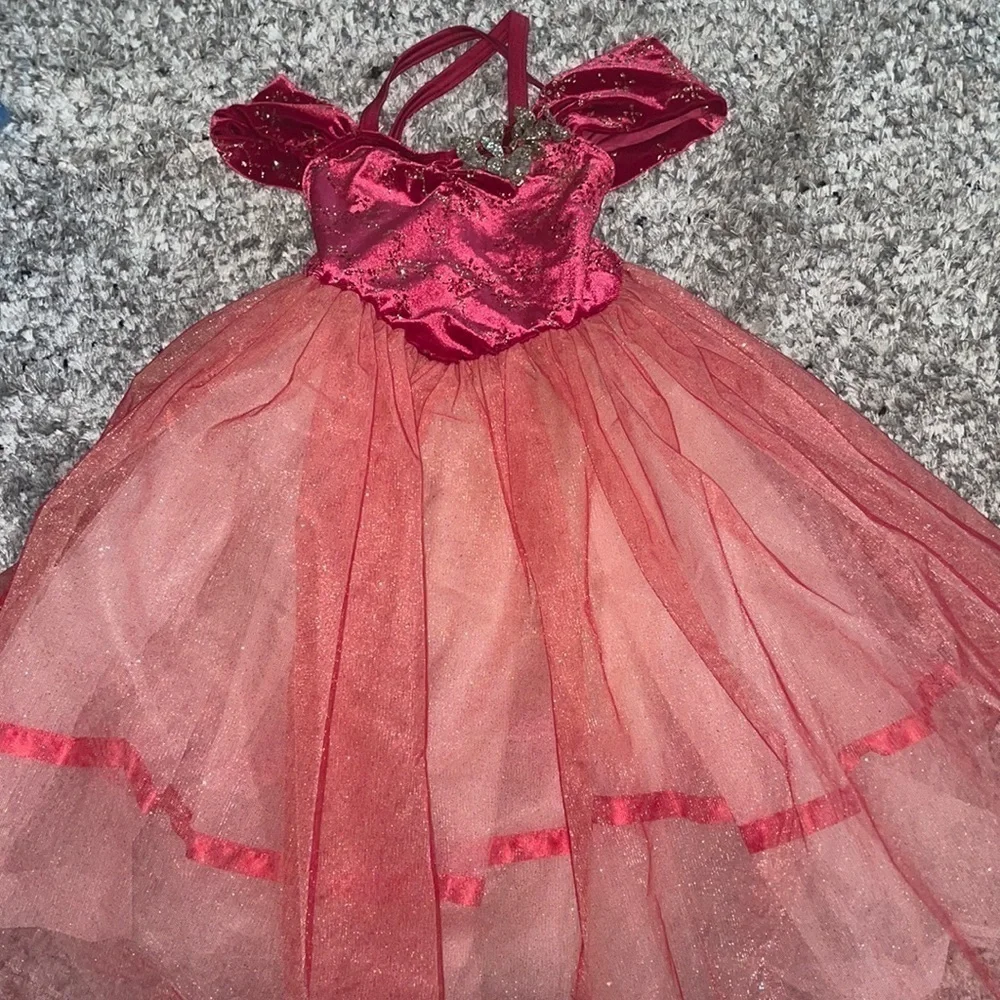 Dance costume